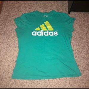 Adidas T-shirt